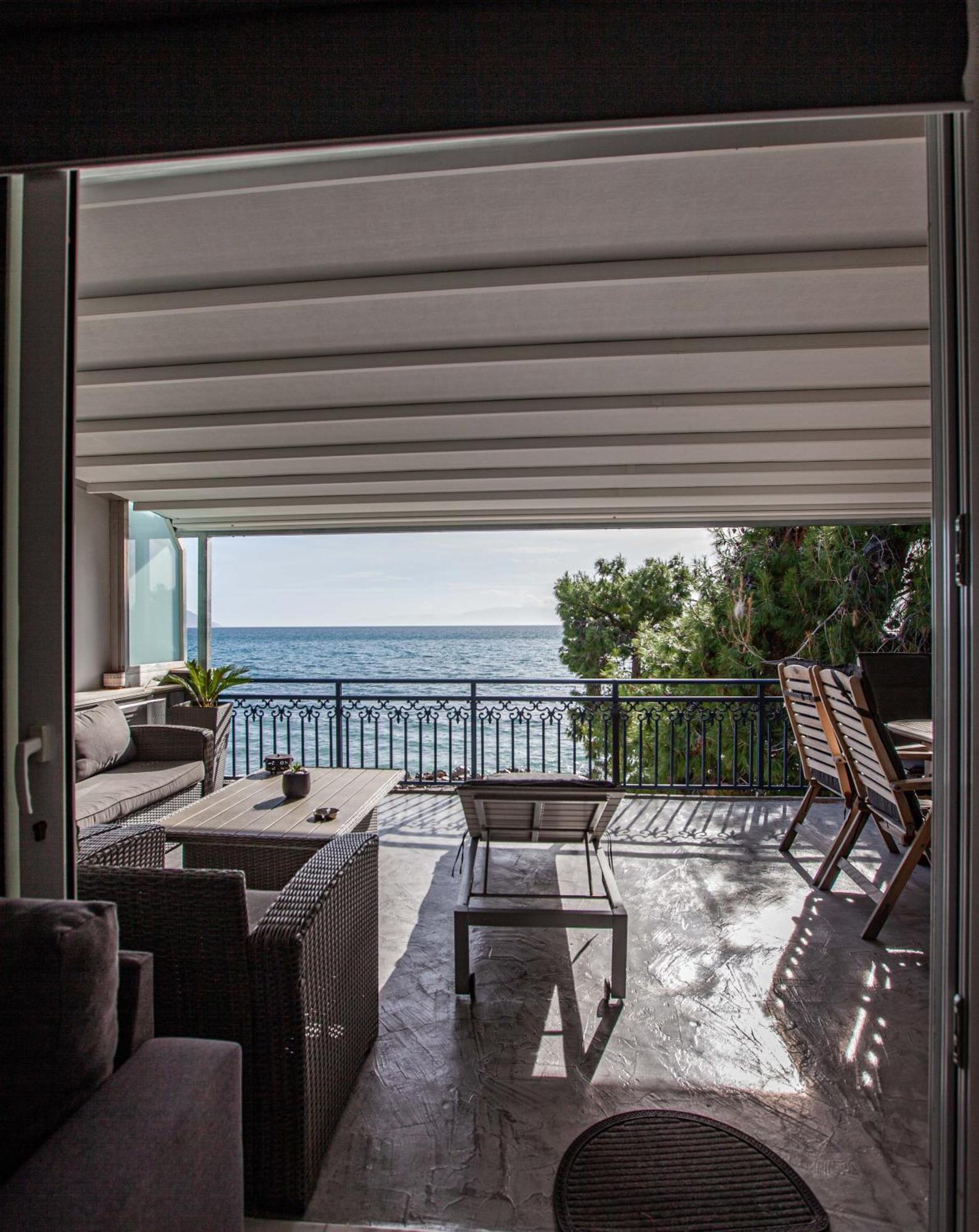 Kalafatis Beach Home Itea Rum bild